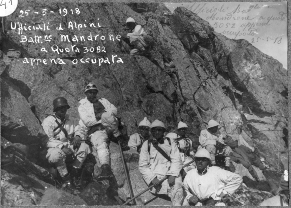Ufficiali Alpini Battaglione Mandrone
