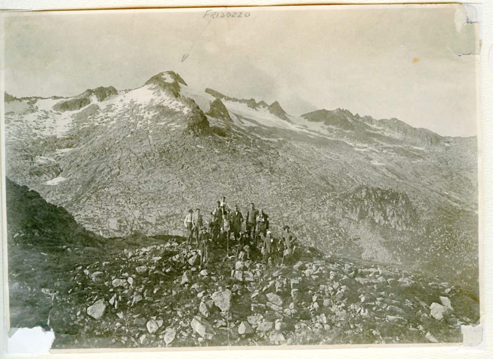 Gruppo Frisozzo da cima Campellio