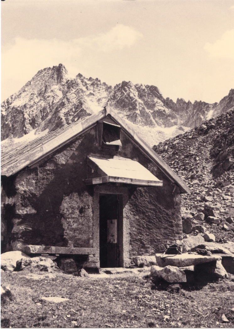 Rifugio Baitone ora Tonolini