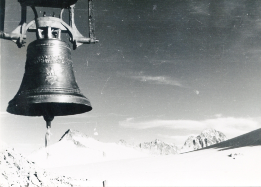 Rifugio ai Caduti dell'Adamello